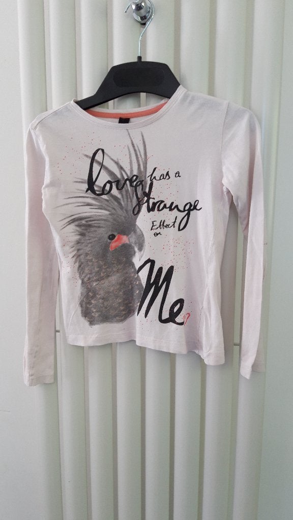 Licht shirt 134-140 Jill mag gratis bij andere aankoop, Gebruikt, Meisje, Ophalen of Verzenden, Shirt of Longsleeve