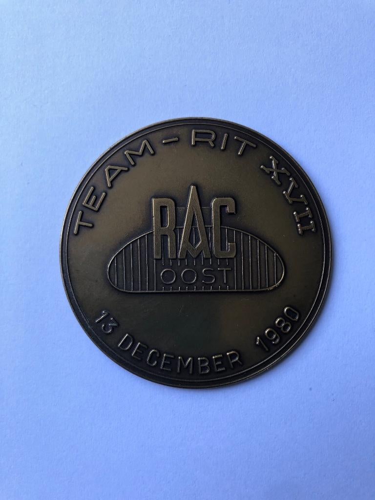 Team-rit RAC Oost 1980 embleem Plaquette t.b.v. uw oldtimer., Ophalen of Verzenden, Gebruikt, Gebruiksvoorwerp