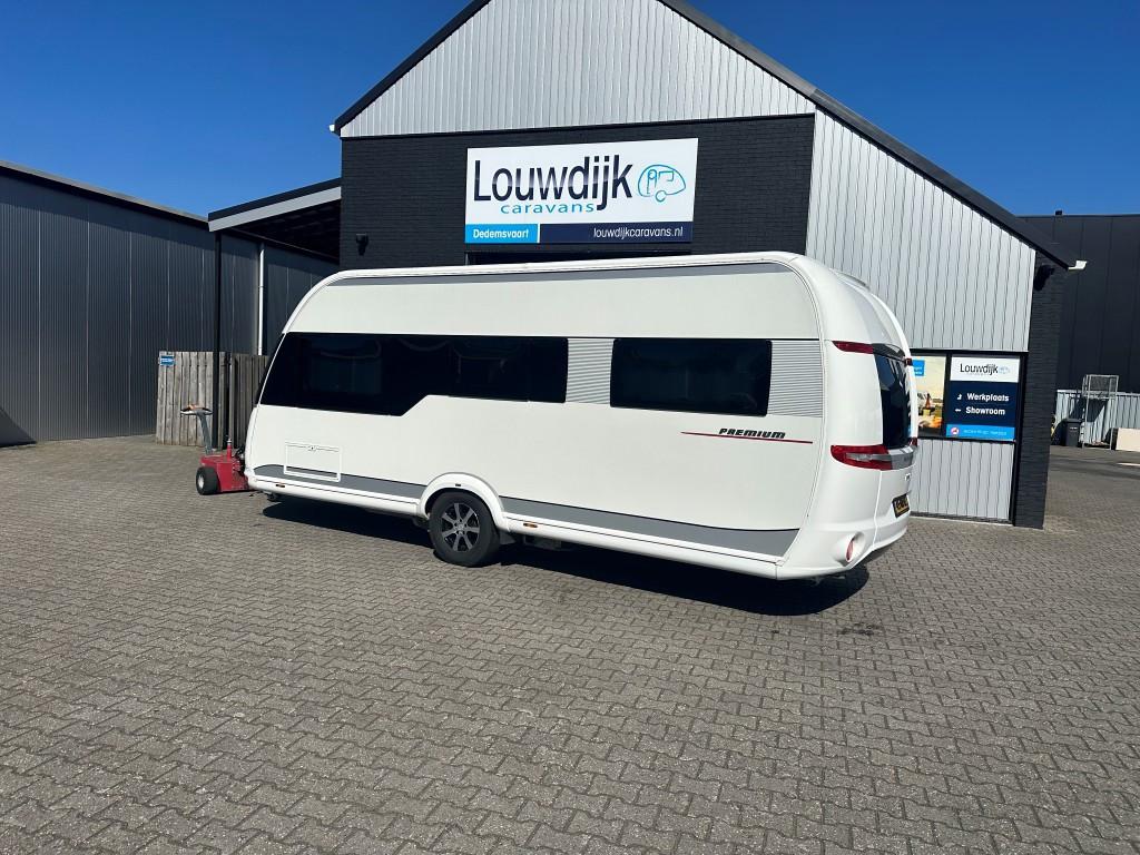 HOBBY Premium 540 UFE ’15 (Mover, Luifel), Caravans en Kamperen, Rondzit, 7 tot 8 meter, Bedrijf, Kelvinstraat 23
7701BZ  Dedemsvaart, NL