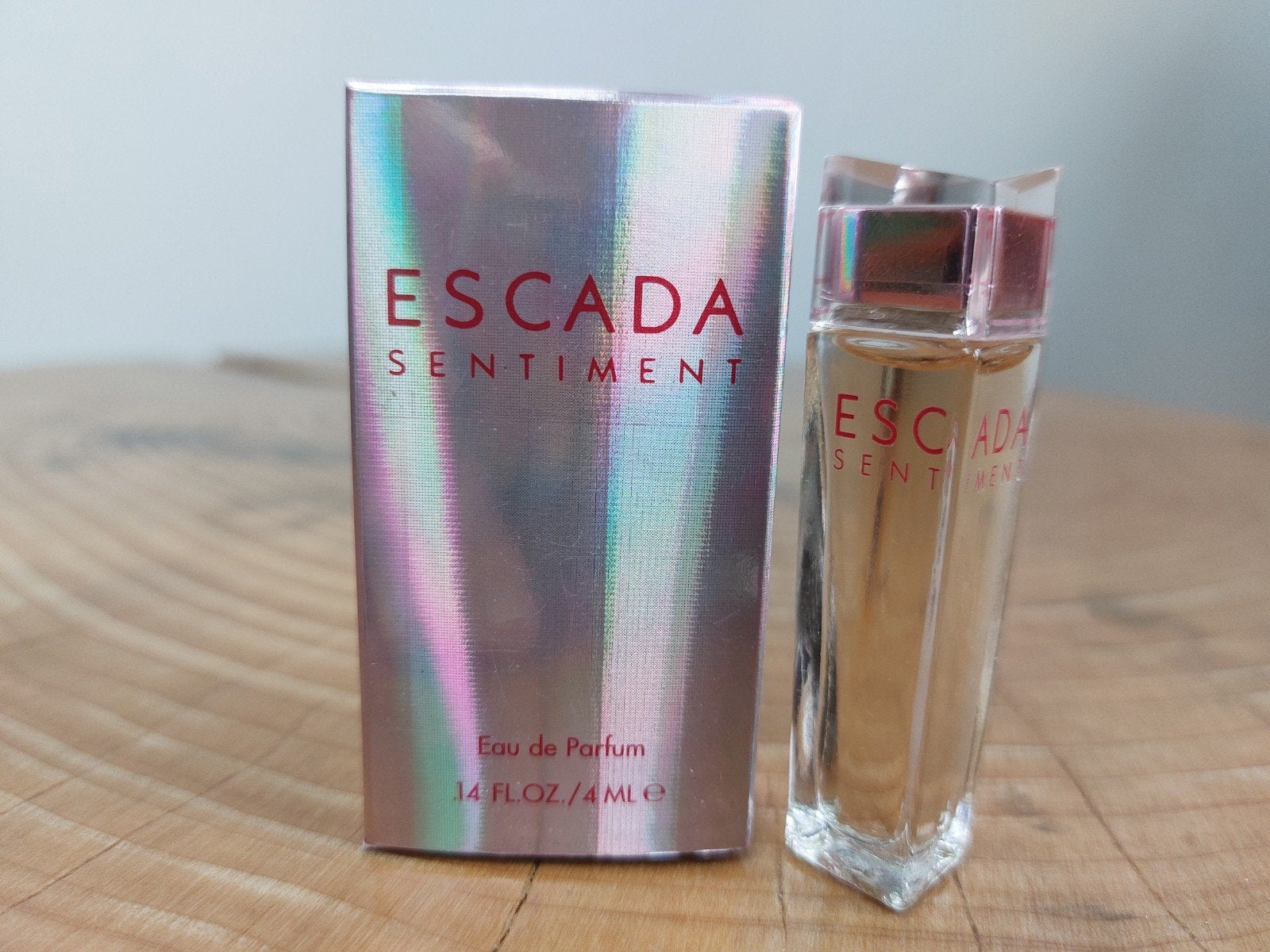 Escada Sentiment  Miniaturenset, Verzenden, Nieuw, Miniatuur, Gevuld