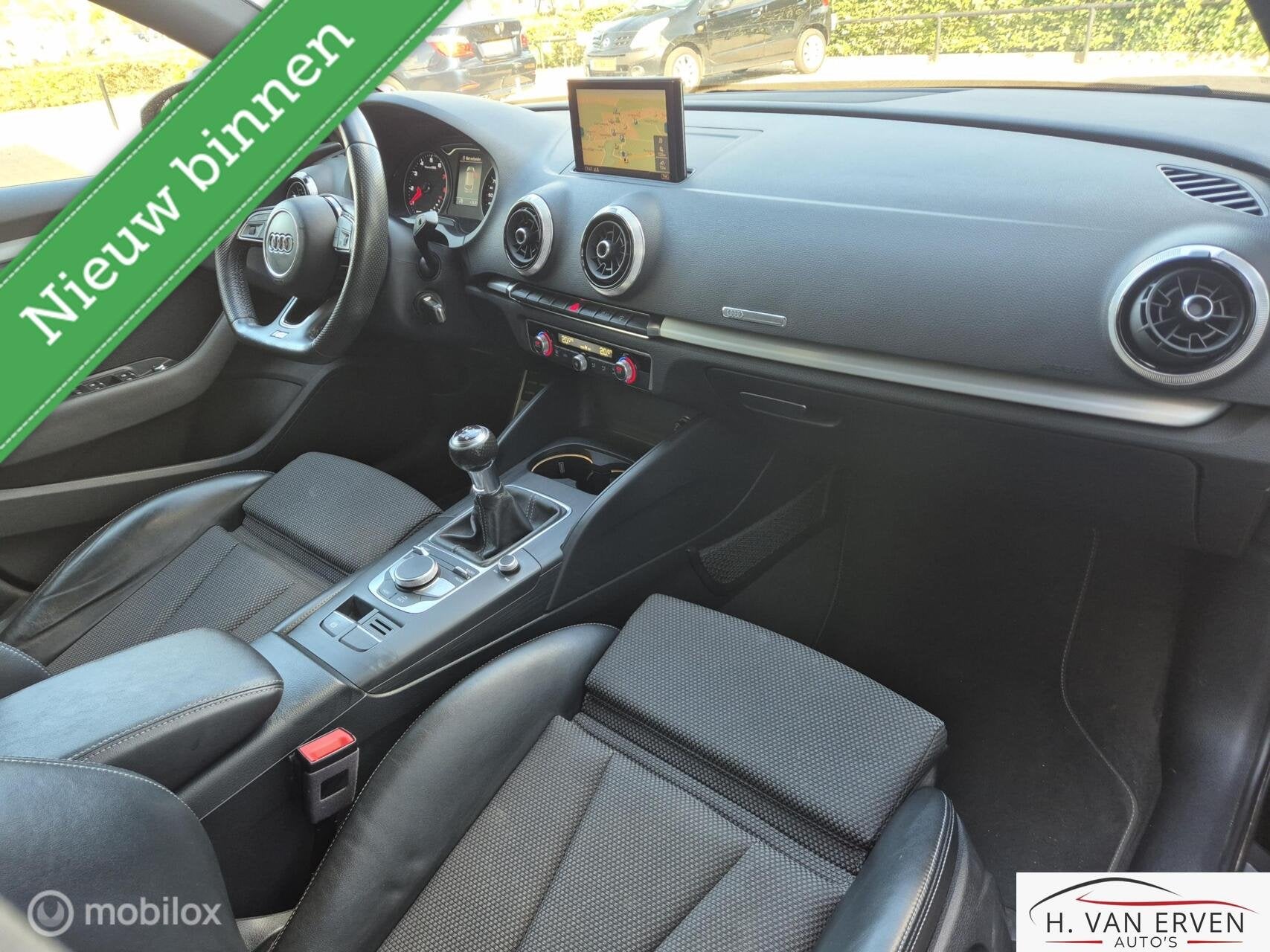 Audi A3 Sportback 1.0 TFSI Sport S-LINE RIJKLAAR! 18" NAVI, Voorwielaandrijving, Euro 6, Automatische klimaatregeling, Zwart