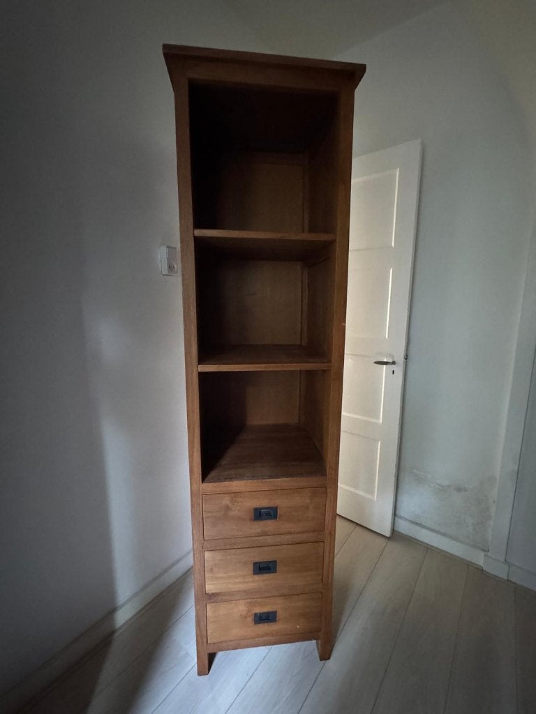 Massief houten kast – 3 lades & 3 vakjes, Antiek en Kunst, Antiek | Meubels | Kasten, Ophalen