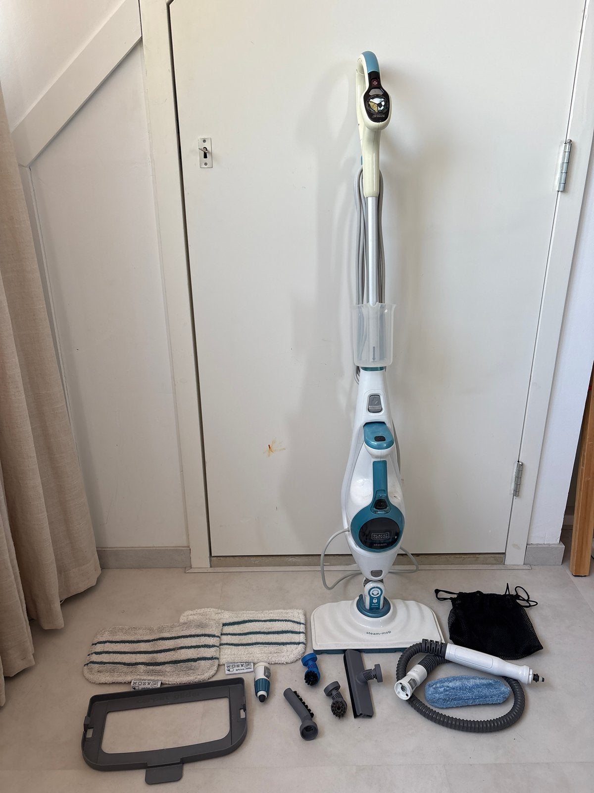 Black & Decker Steam-mop met afneembare handstomer, Ophalen, Gebruikt