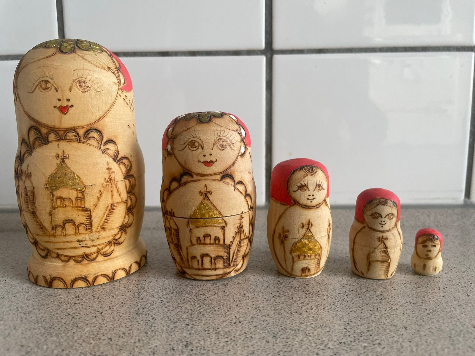 Prachtige Matroesjka set poppetjes 5 delig Sint Petersburg, Ophalen of Verzenden, Zo goed als nieuw