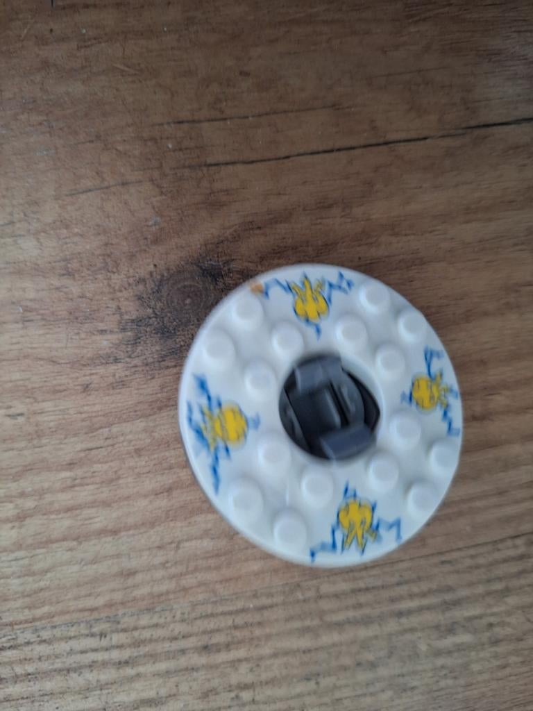 Lego Ninjago Spinjitzu Spinner Wit met Gele Bliksems, Gebruikt, Lego, Accessoire, Ophalen of Verzenden