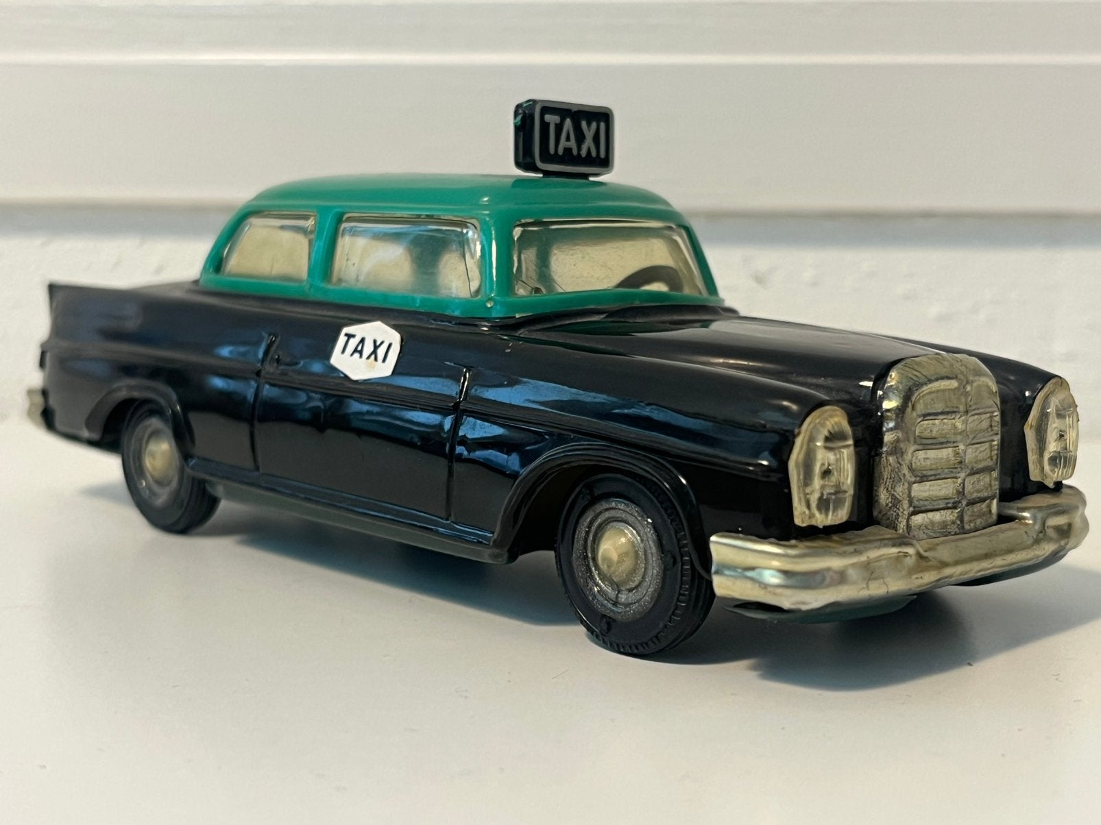 Kunststof Blikken speelgoed Taxi Mercedes-Benz 220S Ponton, Verzenden, Gebruikt