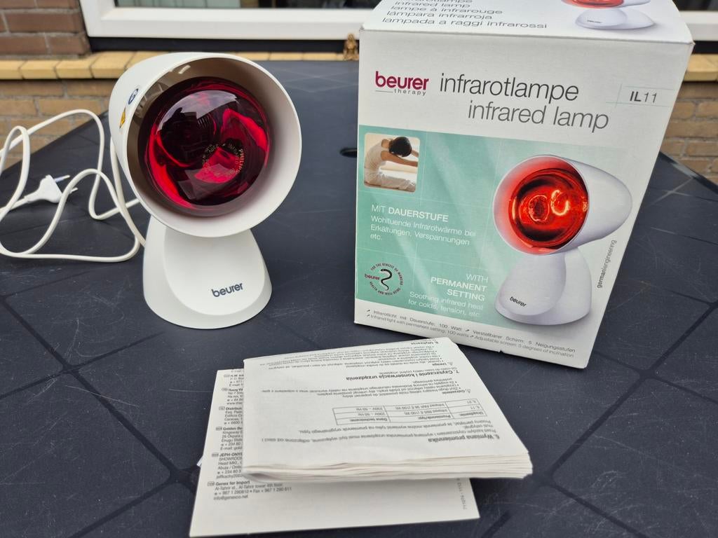 Beurer Infraroodlamp IL11 - Voor spierpijn en verkoudheid, Ophalen of Verzenden, Zo goed als nieuw, Overige typen