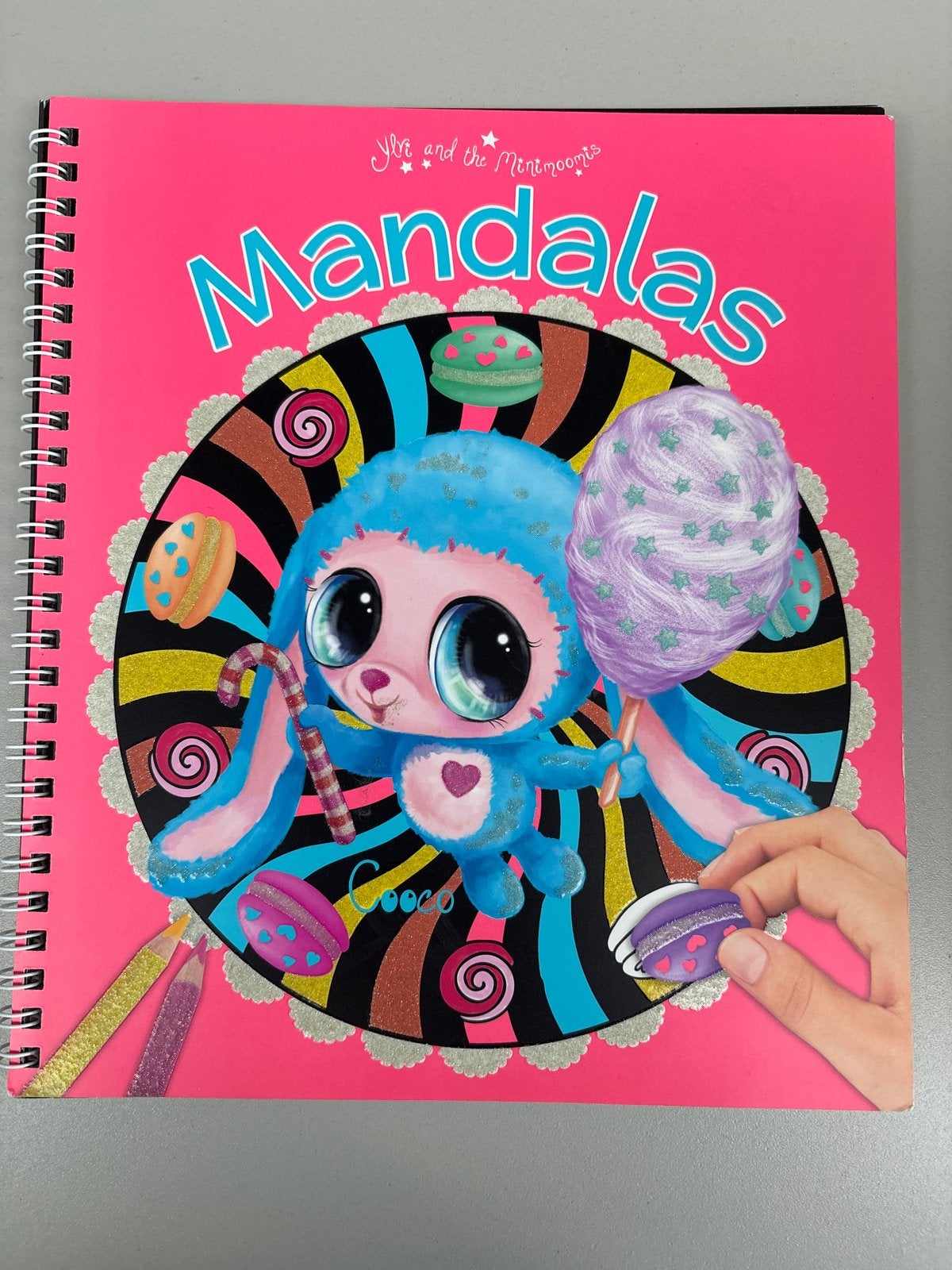 Ylvi and the Minimoomis Mandalas kleurboek, Fantasie, Gebruikt, Meerkleurig, Ophalen of Verzenden