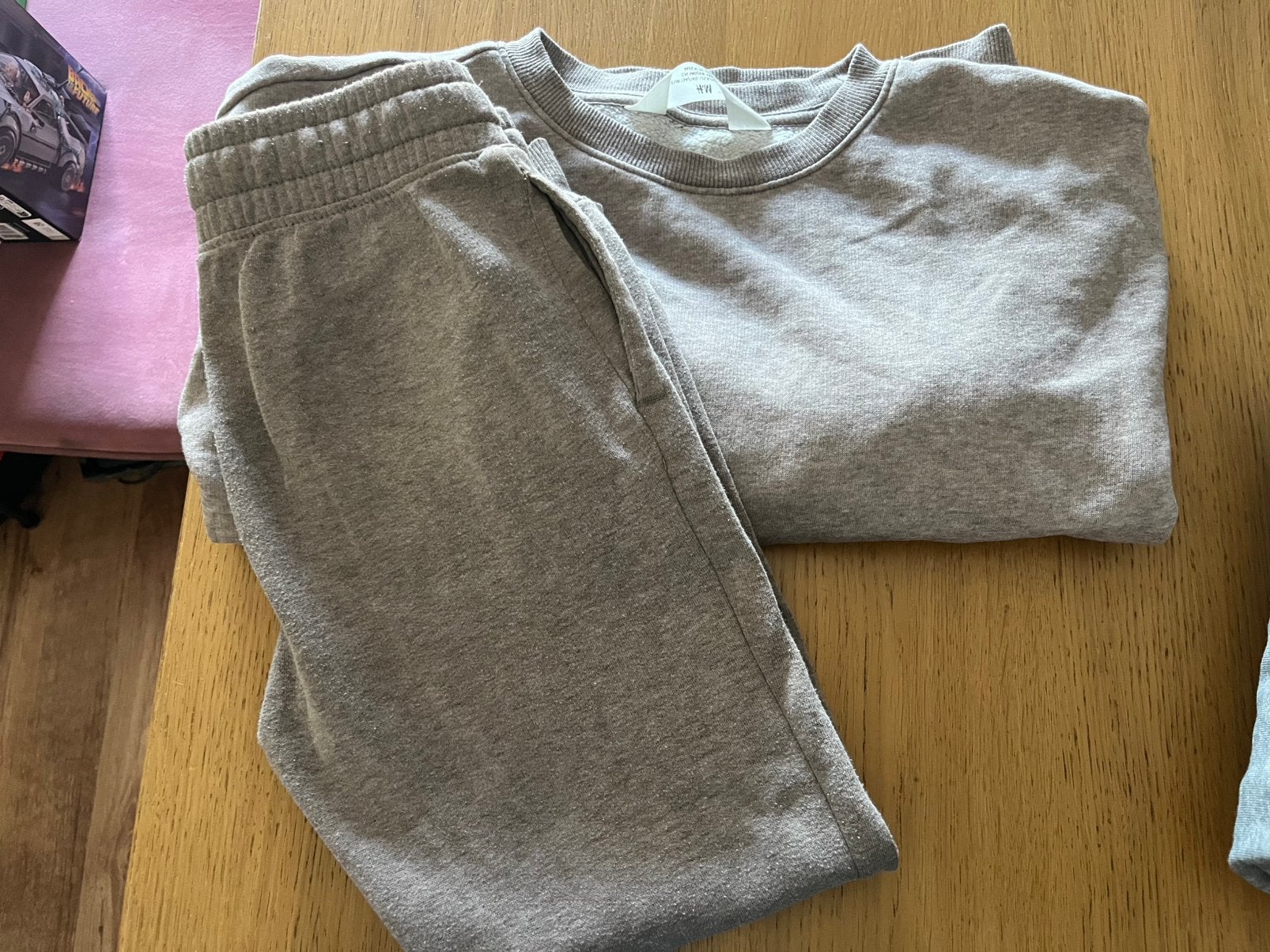 Joggingpak maat 134, Kinderen en Baby's, Kinderkleding | Maat 134, Ophalen of Verzenden, Zo goed als nieuw, Meisje