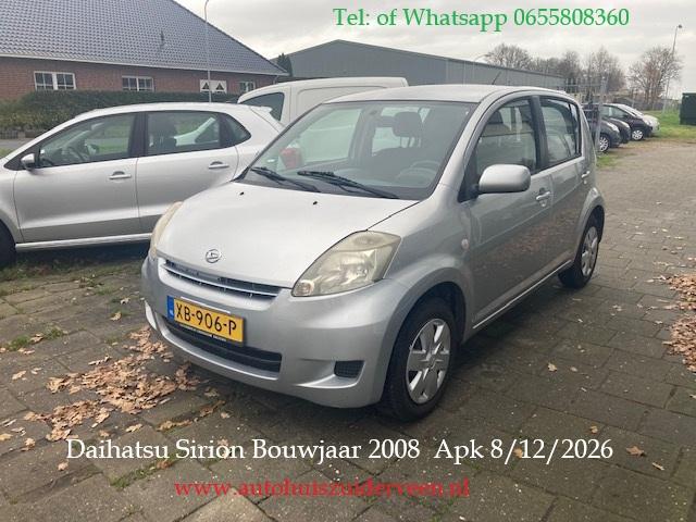 Daihatsu Sirion zéér zuinig Apk t/m 8-12-2026, Stof, Gebruikt, 4 cilinders, Metallic lak