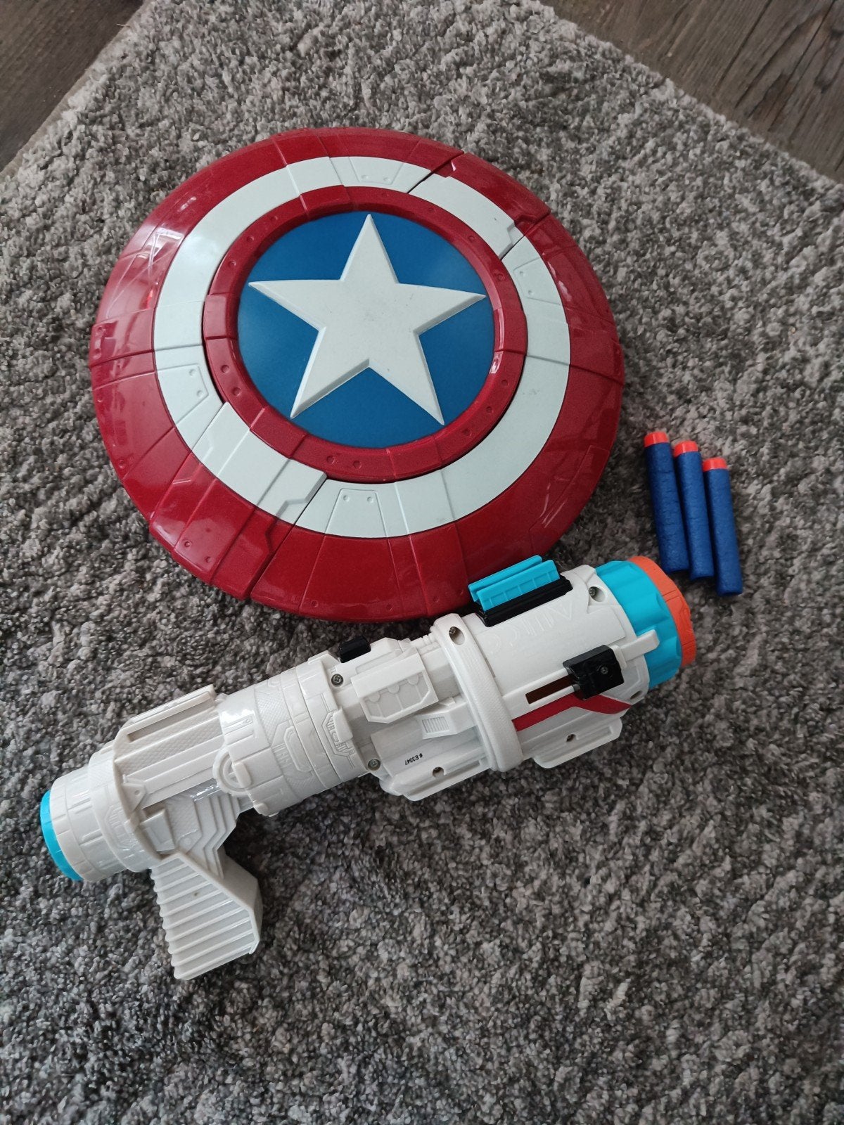 Nerf marvel avengers endgame- Captain America blaster, Ophalen of Verzenden, Zo goed als nieuw
