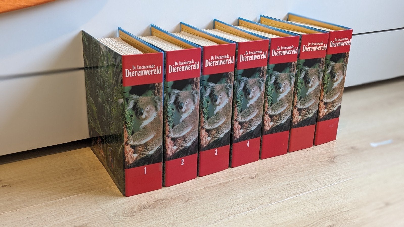 De Fascinerende Dierenwereld - Complete Serie, Boeken, Ophalen of Verzenden, Zo goed als nieuw, Natuur algemeen, Diverse auteurs