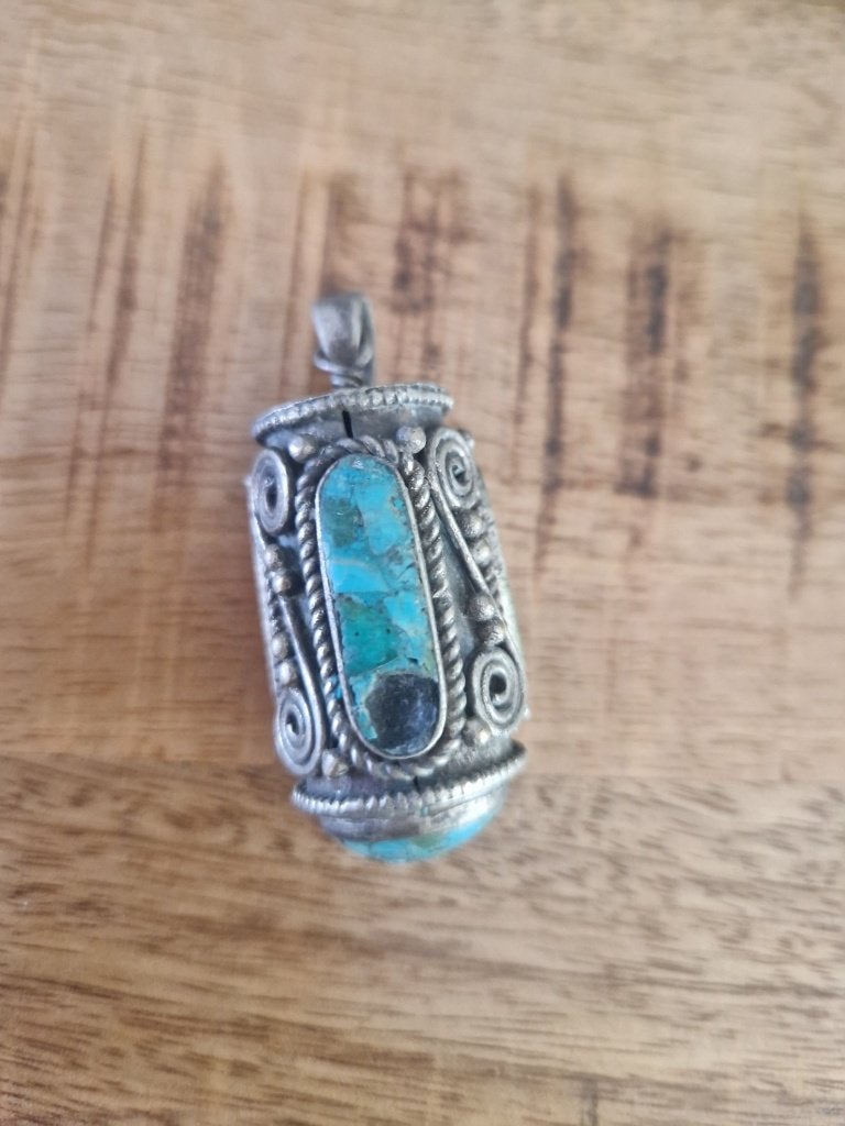 Tibetaanse hanger koraal/turquoise., Ophalen of Verzenden, Zilver, Ring, Met edelsteen