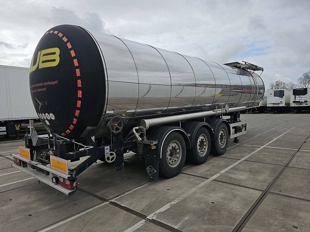 FELDBINDER TSA 33.3 33.000 liter oil, Auto's, Vrachtwagens, Overige kleuren, Bedrijf, ABS, Aanhangers en Opleggers