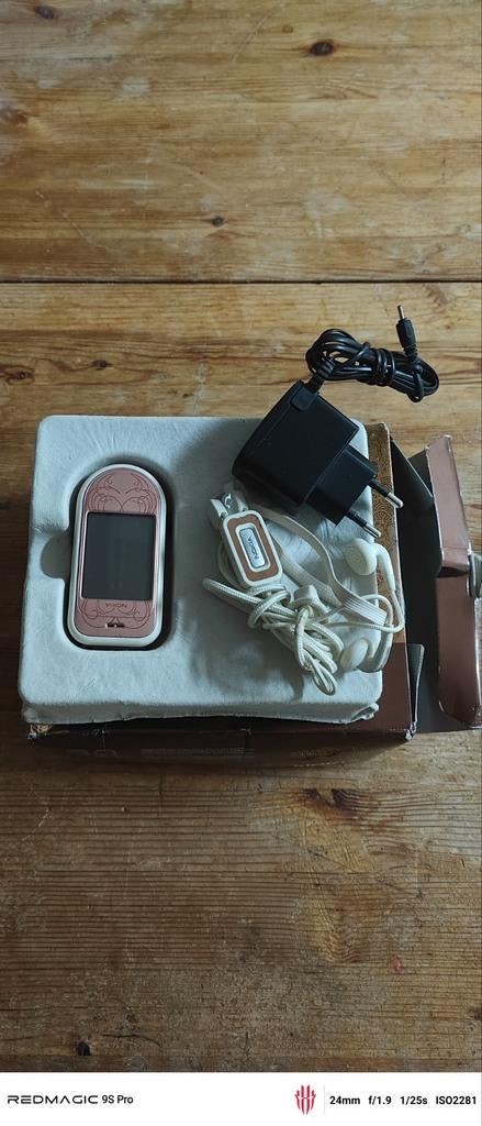 Nokia 7373 in uitstekende staat - Zo goed als nieuw, Telecommunicatie, Mobiele telefoons | Nokia, Schuifmodel, Fysiek toetsenbord