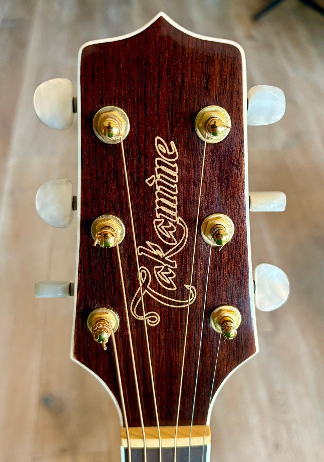 Foto 4 van Takamine GJ72CE - NAT