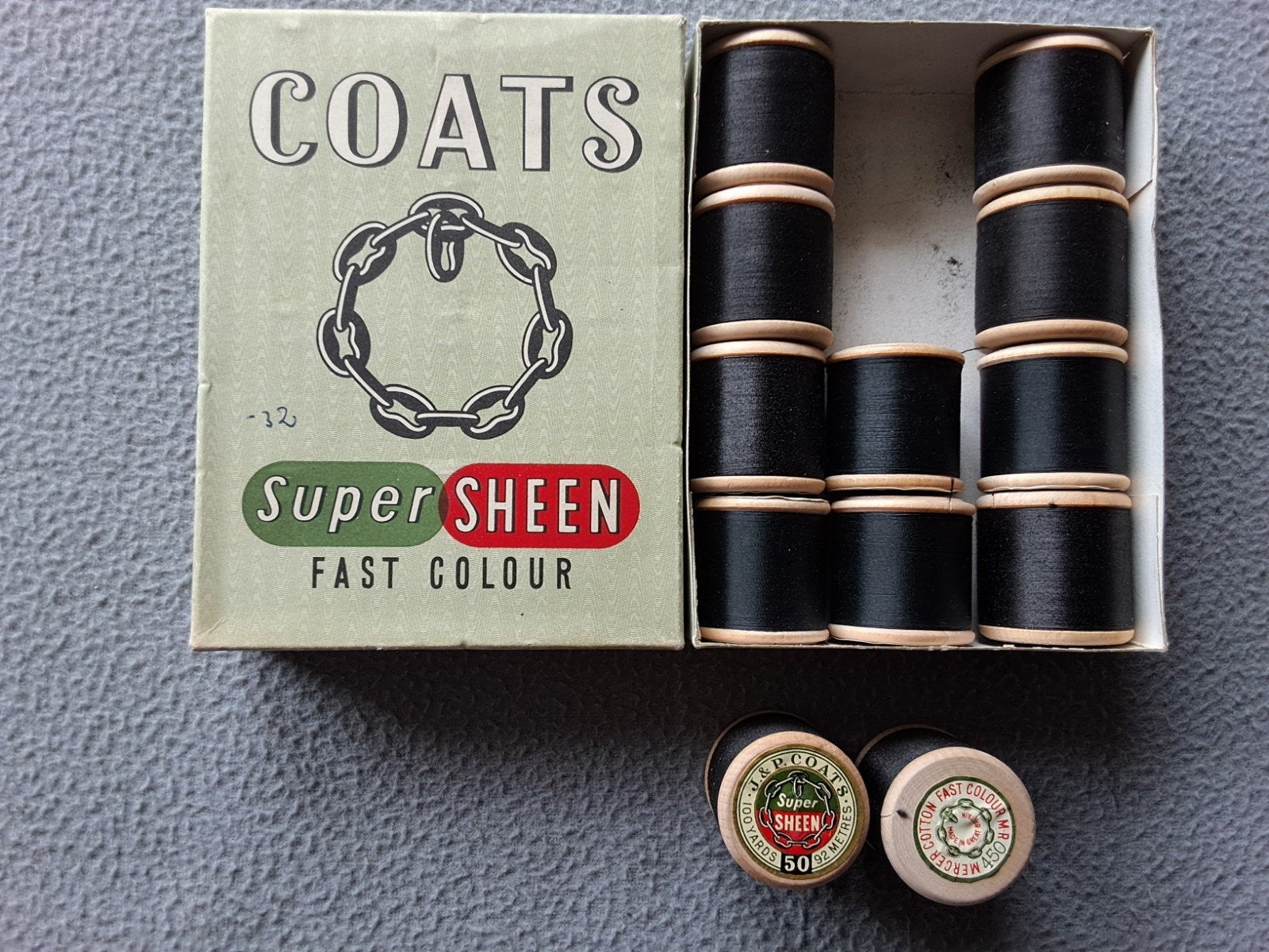 Naaigaren, Hobby en Vrije tijd, Naaien en Fournituren, Ophalen of Verzenden, Nieuw, Garen of Naald(en)