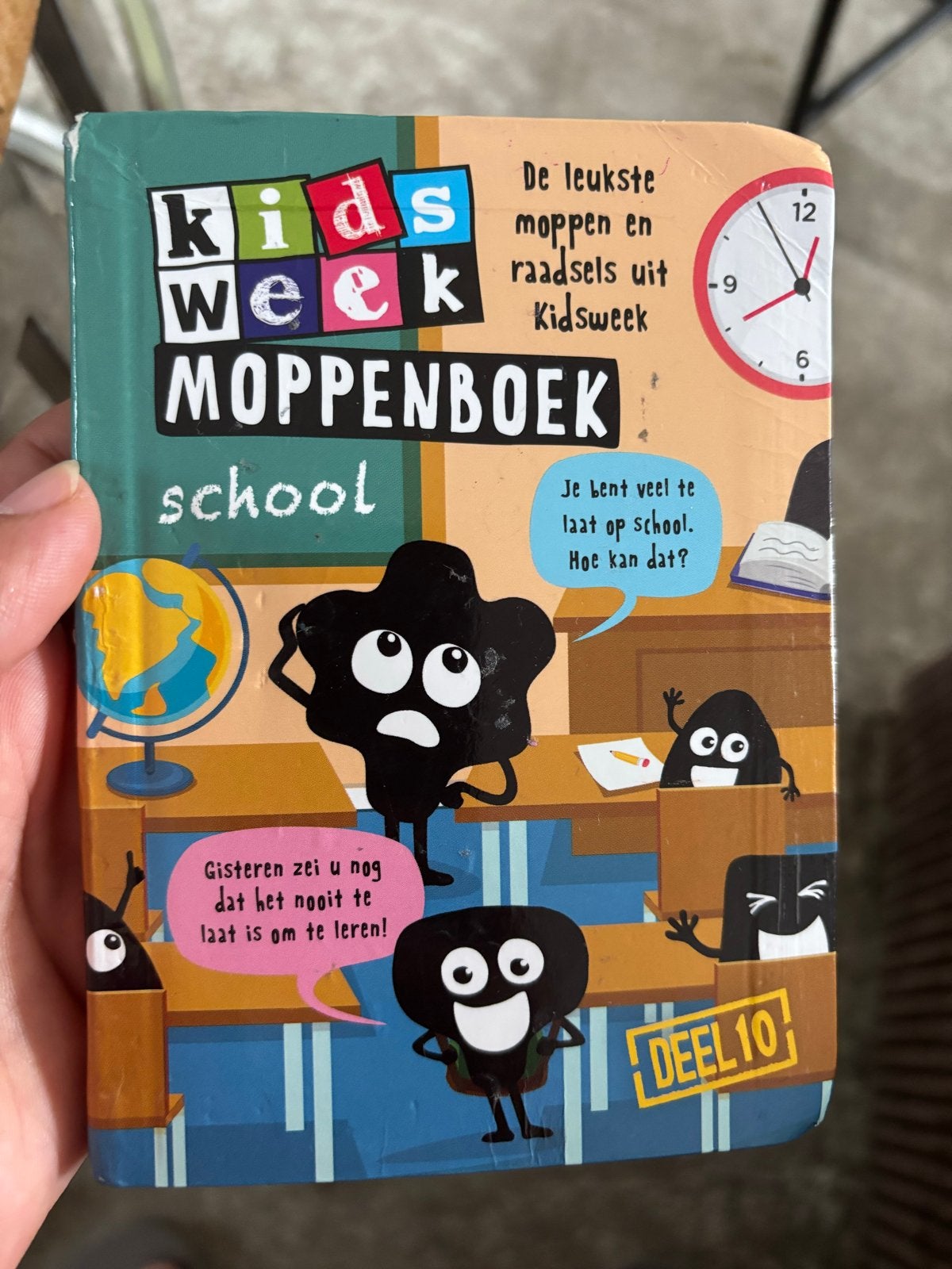 Kidsweek Moppenboek School Deel 10, Ophalen of Verzenden, Gelezen, Fictie algemeen