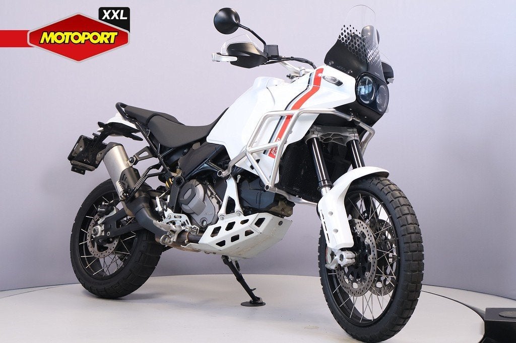 Ducati DesertX, Motoren, Motoren | Ducati, Bedrijf, Toermotor