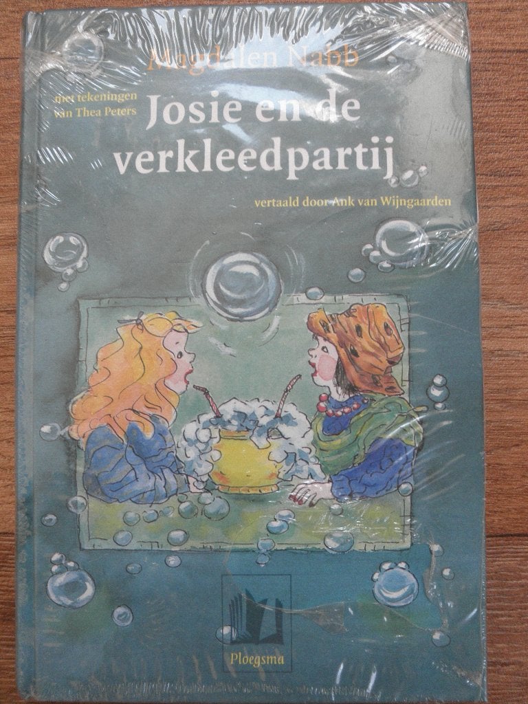 Josie en de verkleedpartij - Magdalen Nabb (AVI 7), Ophalen of Verzenden, Nieuw, Fictie algemeen
