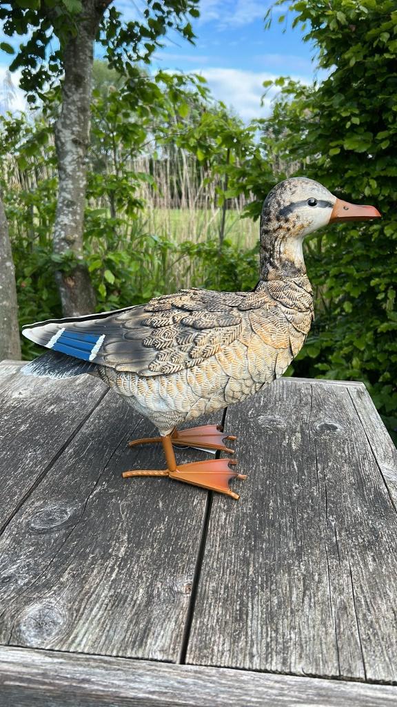 Decoratieve metalen Eend, Tuin en Terras, Tuinbeelden, Ophalen of Verzenden, Nieuw, Metaal, Overige typen