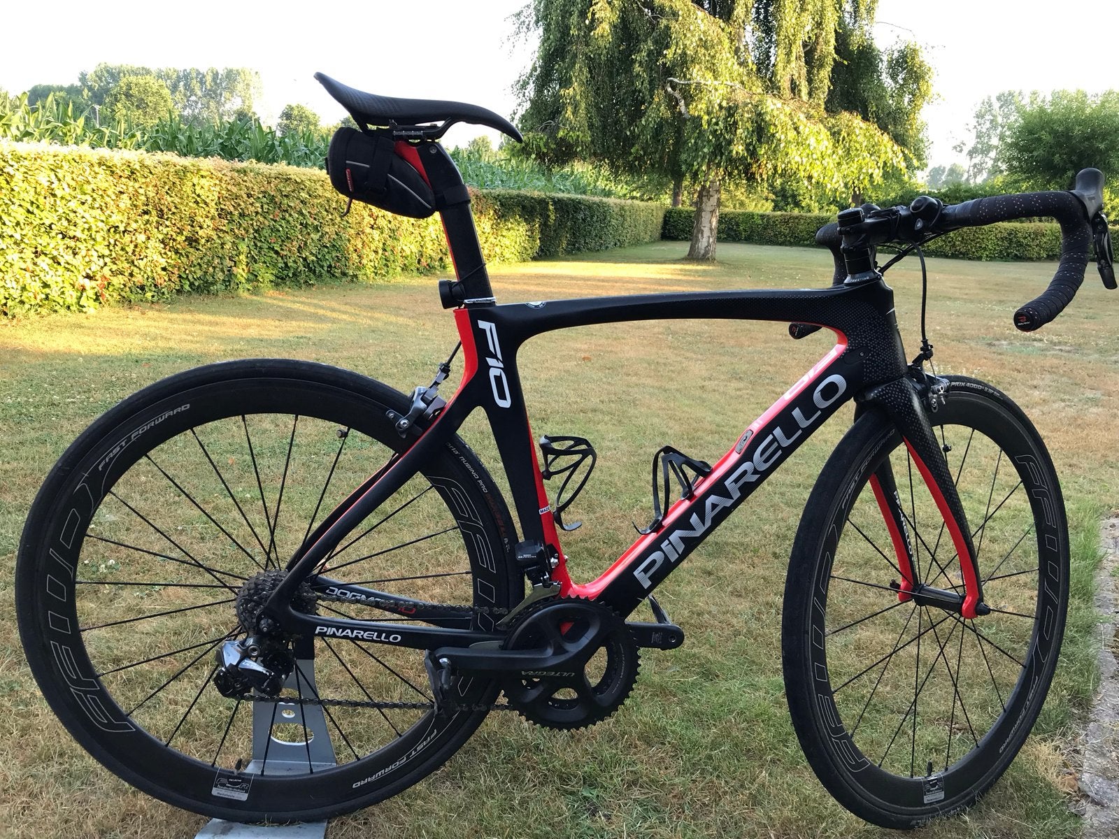 Pinarello Dogma F10 racefiets - Carbon, Ultegra Di2, Fietsen en Brommers, 28 inch, Carbon, Zo goed als nieuw, Meer dan 20 versnellingen
