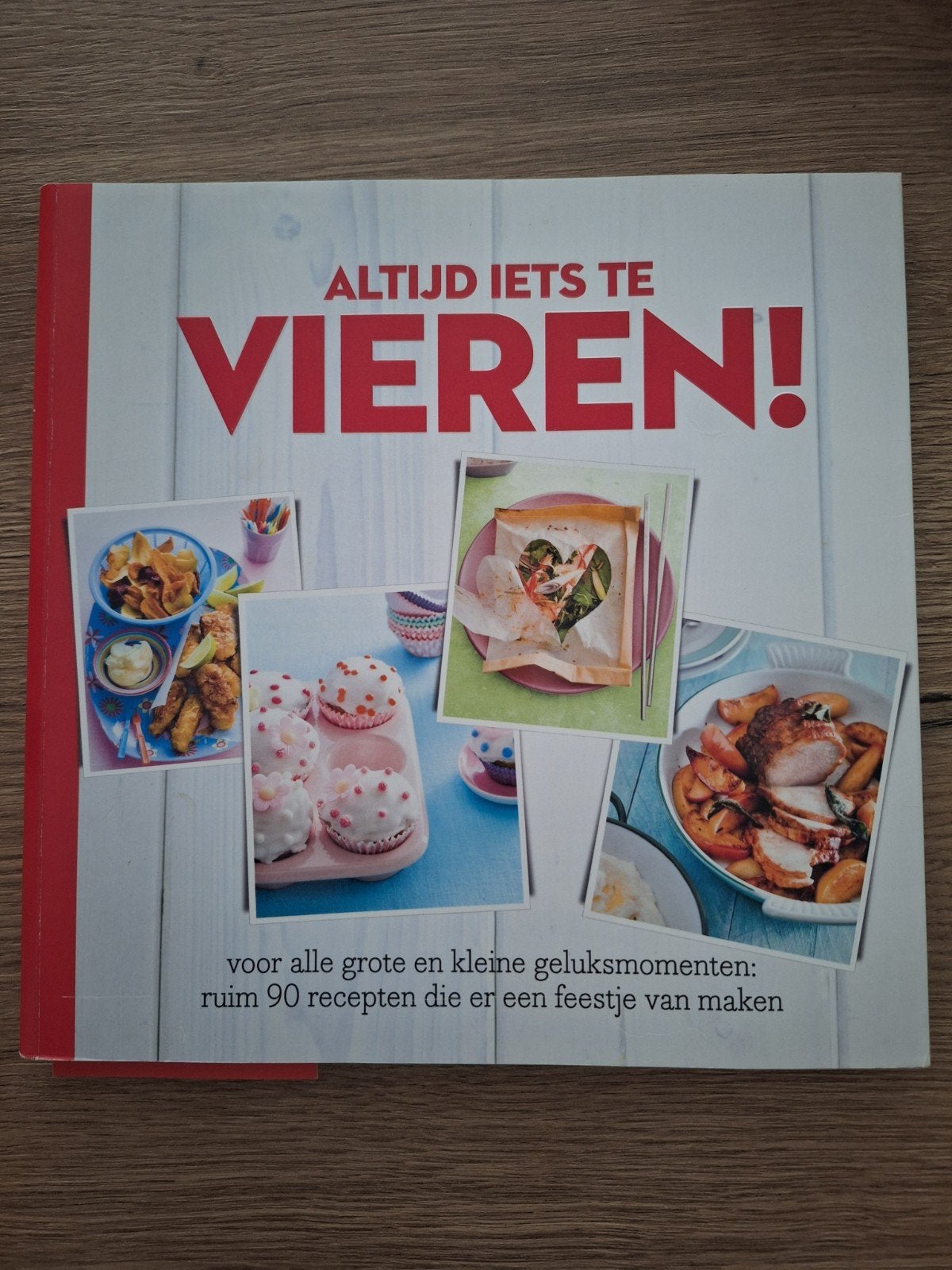 Altijd iets te vieren! Albert Heijn kookboek, Ophalen of Verzenden, Zo goed als nieuw, Albert Heijn, Overige typen