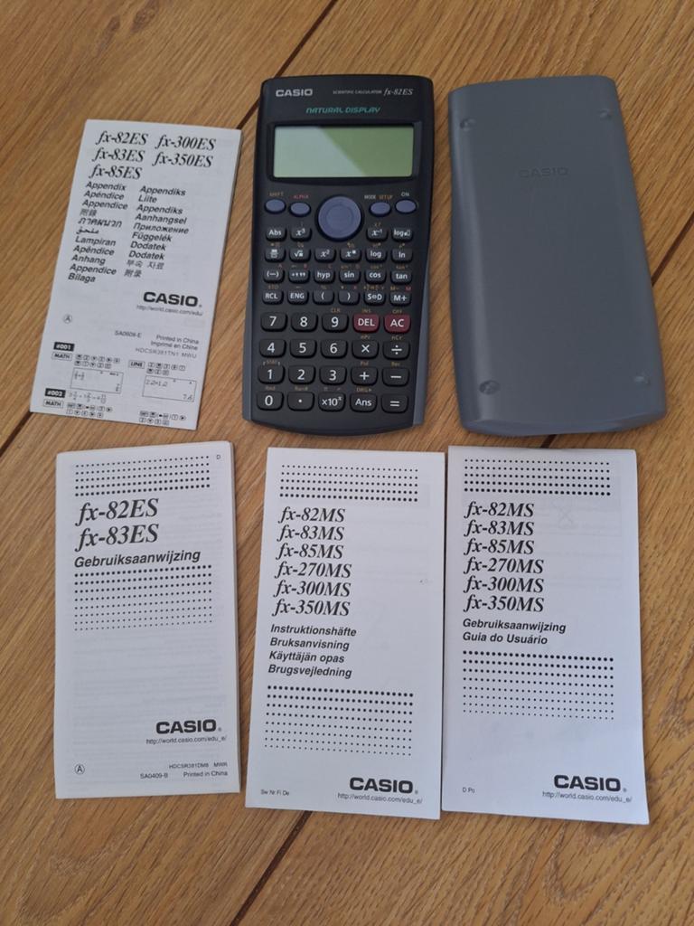 Casio Scientific Calculator fx-82ES, Diversen, Ophalen of Verzenden, Gebruikt