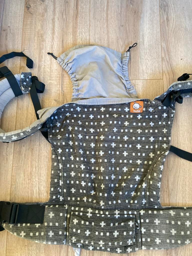 Tula draagzak 7-20kg, Kinderen en Baby's, Babydragers en Draagdoeken, Overige merken, Gebruikt, Buik of Rug, Ophalen of Verzenden