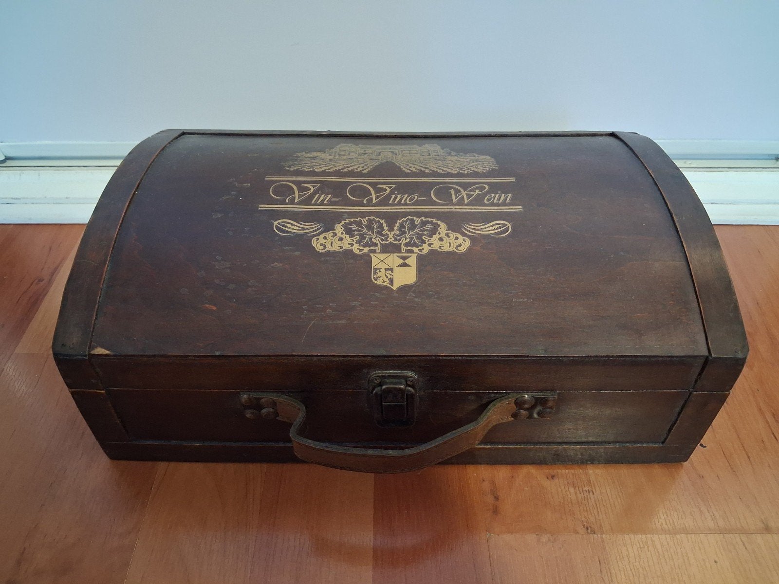 Vintage "Schatkist" Wijnkist – Vin-Vino-Wein, Antiek en Kunst, Ophalen of Verzenden