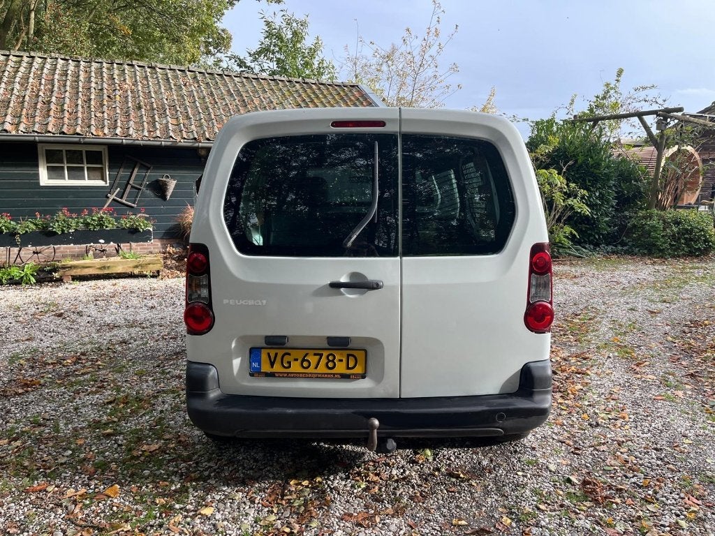 Citroën Berlingo 1.6 HDI 66KW 2013, Auto's, 21 km/l, Euro 5, Zwart, Citroën