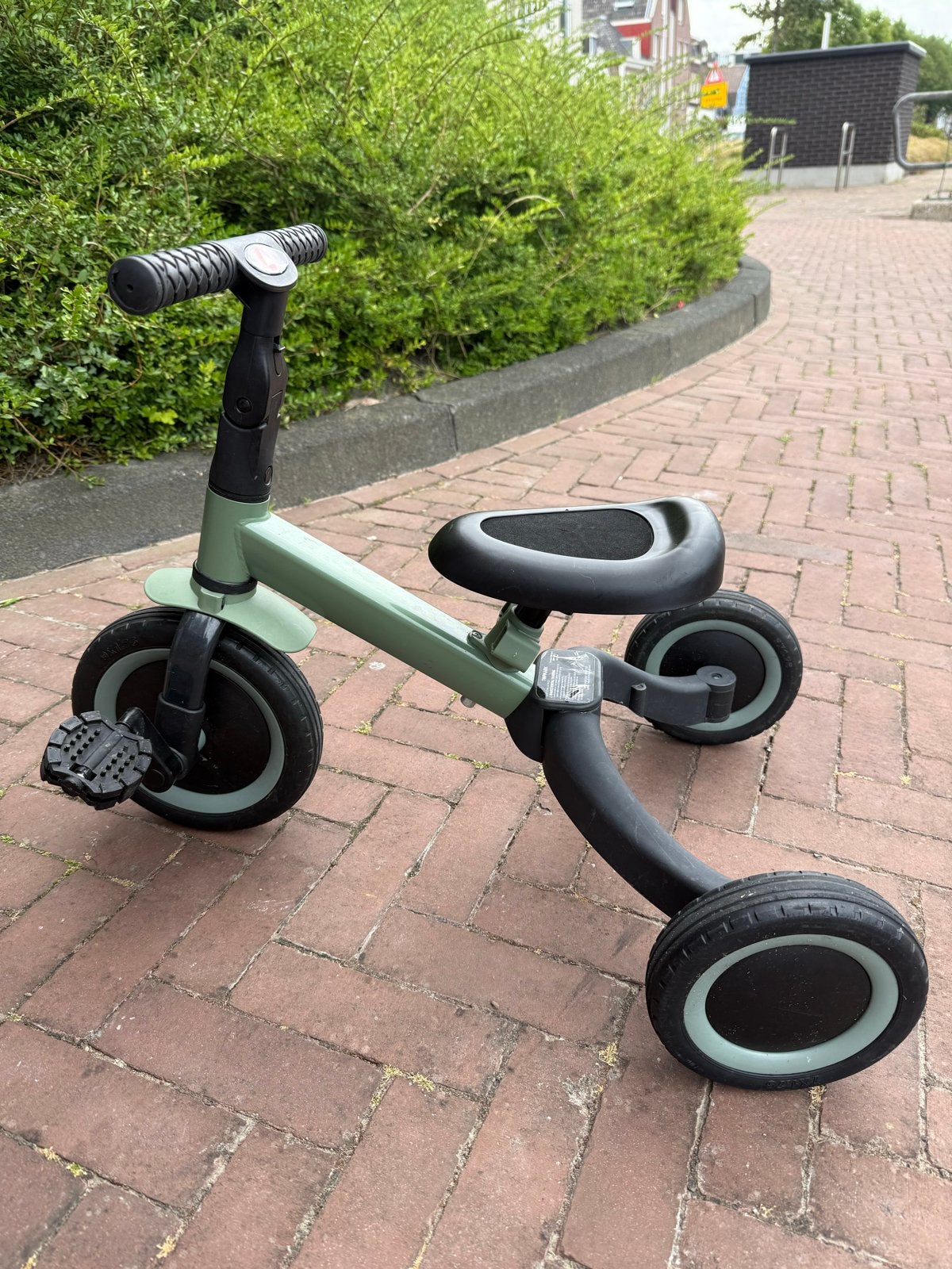 2-in-1 Kinderfiets: Loopfiets en Driewieler in één, Ophalen, Zo goed als nieuw, Verstelbare zitting