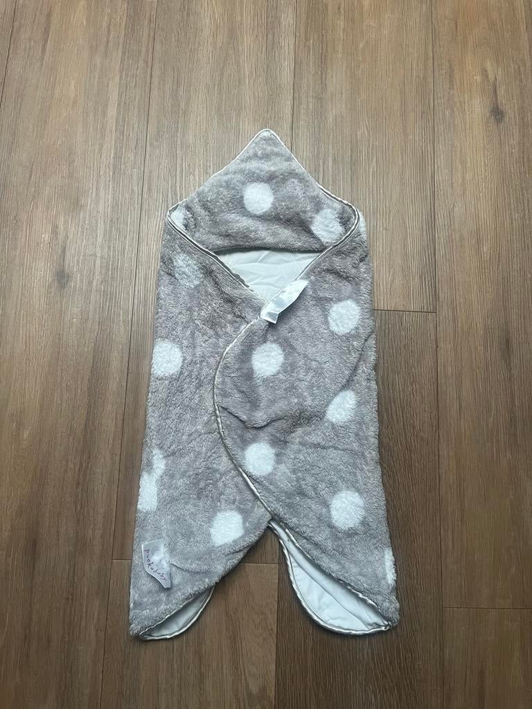Puckababy omslagdoek grijs met witte stippen, Ophalen of Verzenden, Zo goed als nieuw, Minder dan 70 cm, Overige typen
