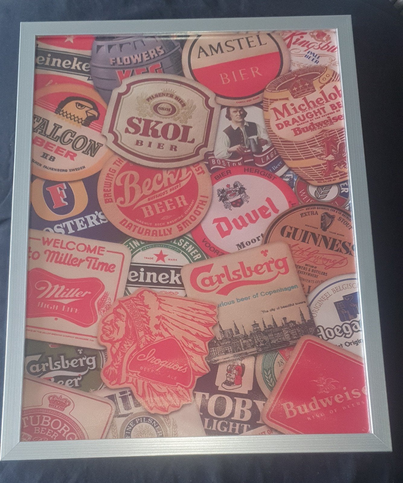 canvas print met een afbeelding van diverse bierviltjes, Verzamelen, Ophalen of Verzenden, Nieuw, Reclamebord, Plaat of Schild