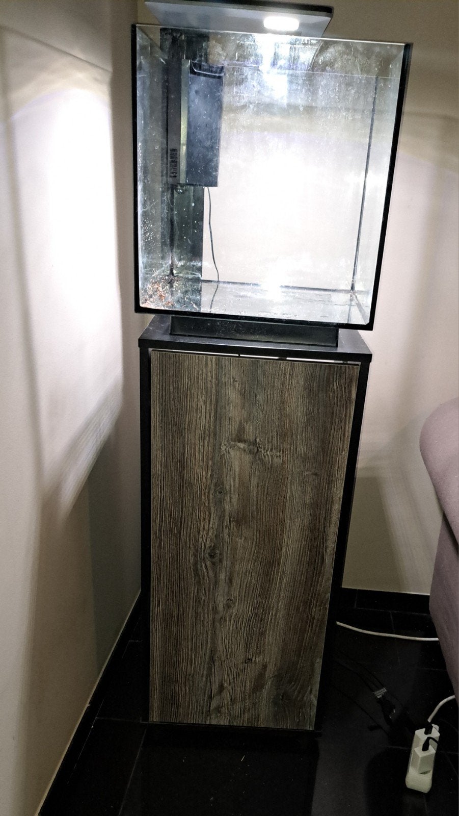Superfish Qubiq 60 Pro met kast compleet, Ophalen, Zo goed als nieuw, Leeg aquarium