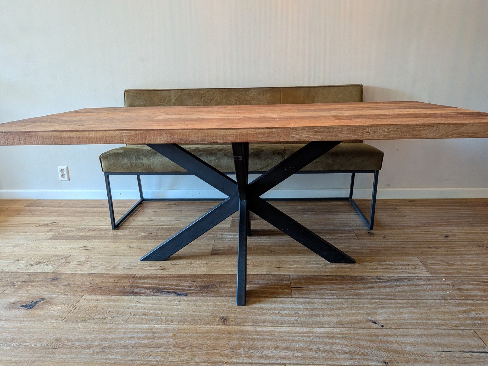 Eettafel Teakhout 200cm in goede staat!, Teakhout, 200 cm of meer, Zo goed als nieuw, Vijf personen of meer