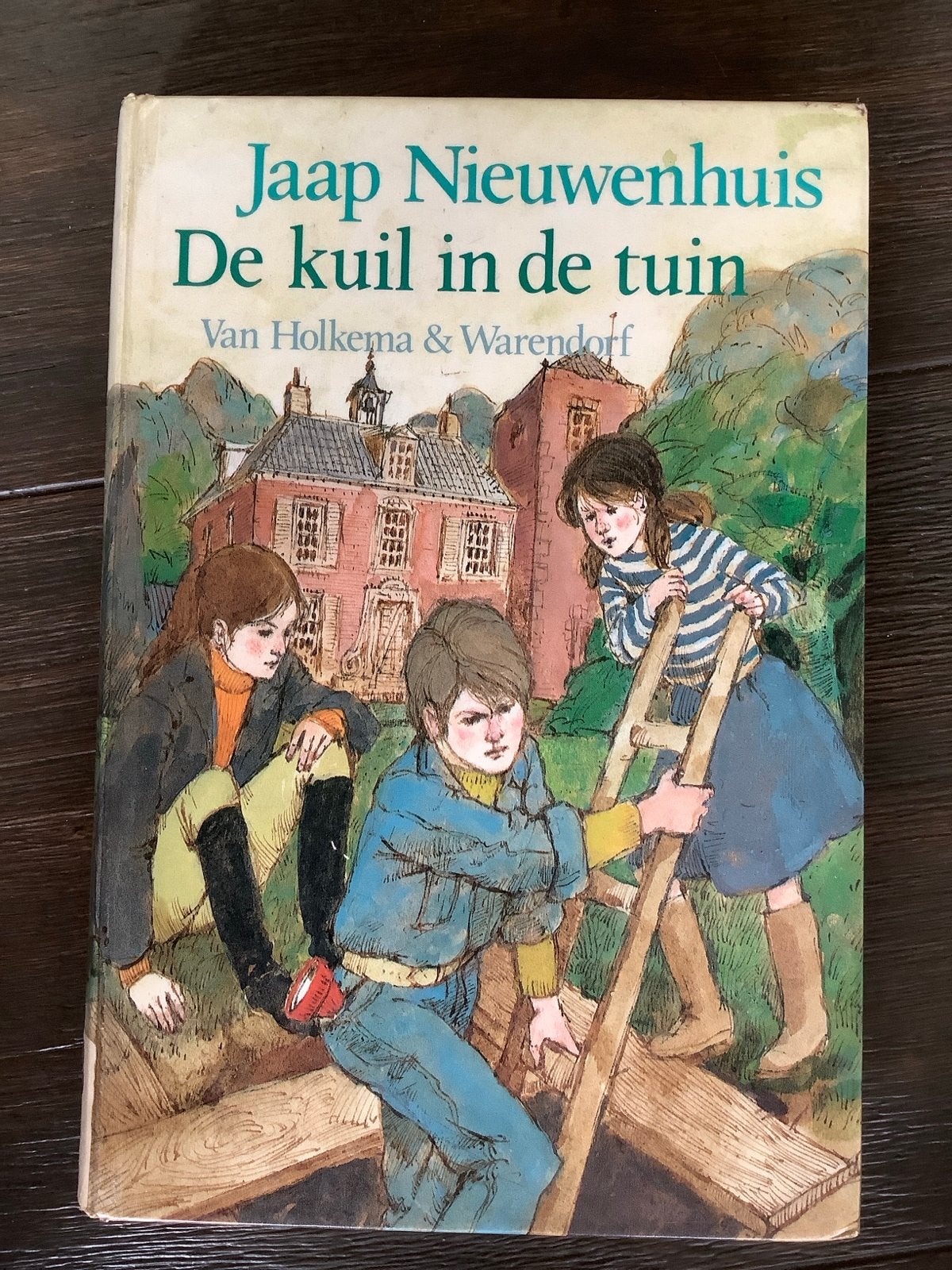 Jaap Nieuwenhuis - De kuil in de tuin (Kinderboek), Boeken, Ophalen of Verzenden, Gelezen, Fictie algemeen