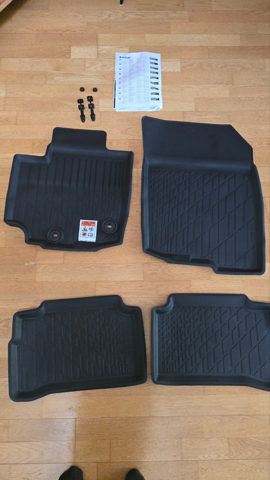 Originele rubberen Mattenset Suzuki Vitara (Strong Hybrid), Ophalen of Verzenden, Nieuw