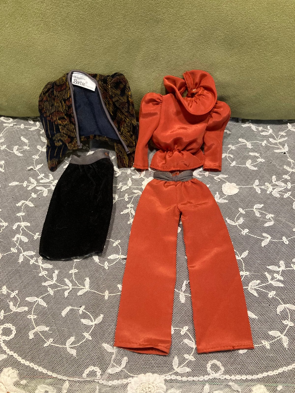 Barbie outfit Haute Couture 1984-9151 (291224), Verzamelen, Poppen, Ophalen of Verzenden, Zo goed als nieuw, Kleertjes