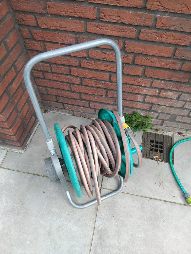 Slanghaspel 15-20 meter Prijs €25, Ophalen of Verzenden
