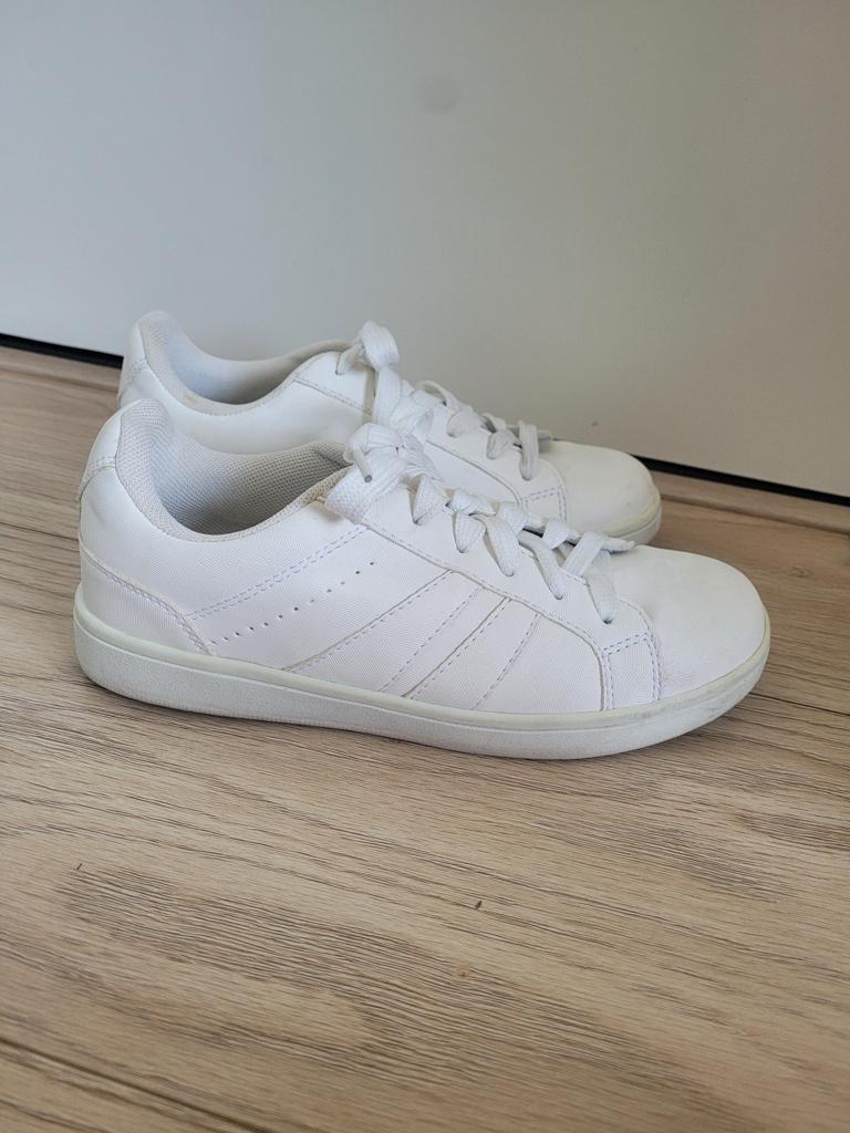 Witte schoenen maat 36, Blue Box, Wit, Ophalen of Verzenden, Sneakers of Gympen