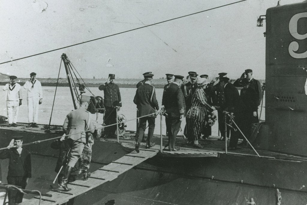 Den helder, onderzeeboot, Ophalen of Verzenden, Voor 1940, Zo goed als nieuw, Foto