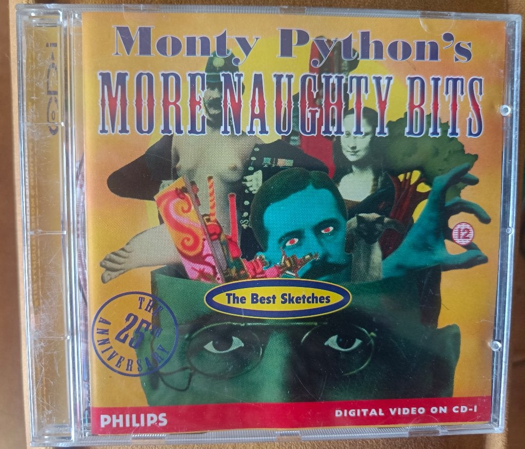 VIDEOCD MONTY PYTHON MORE NAUGHTY BITS CDI JOHN CLEESE, Cd's en Dvd's, Alle leeftijden, Verzenden, Zo goed als nieuw, Britse komedie
