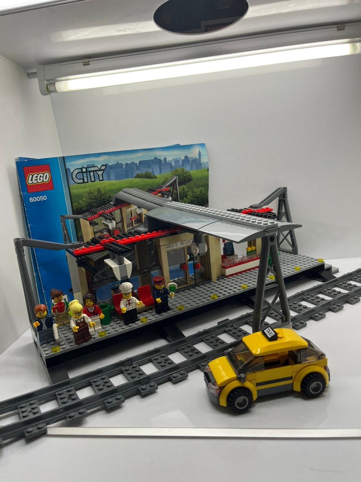 Lego trein station 60052, Ophalen of Verzenden, Zo goed als nieuw