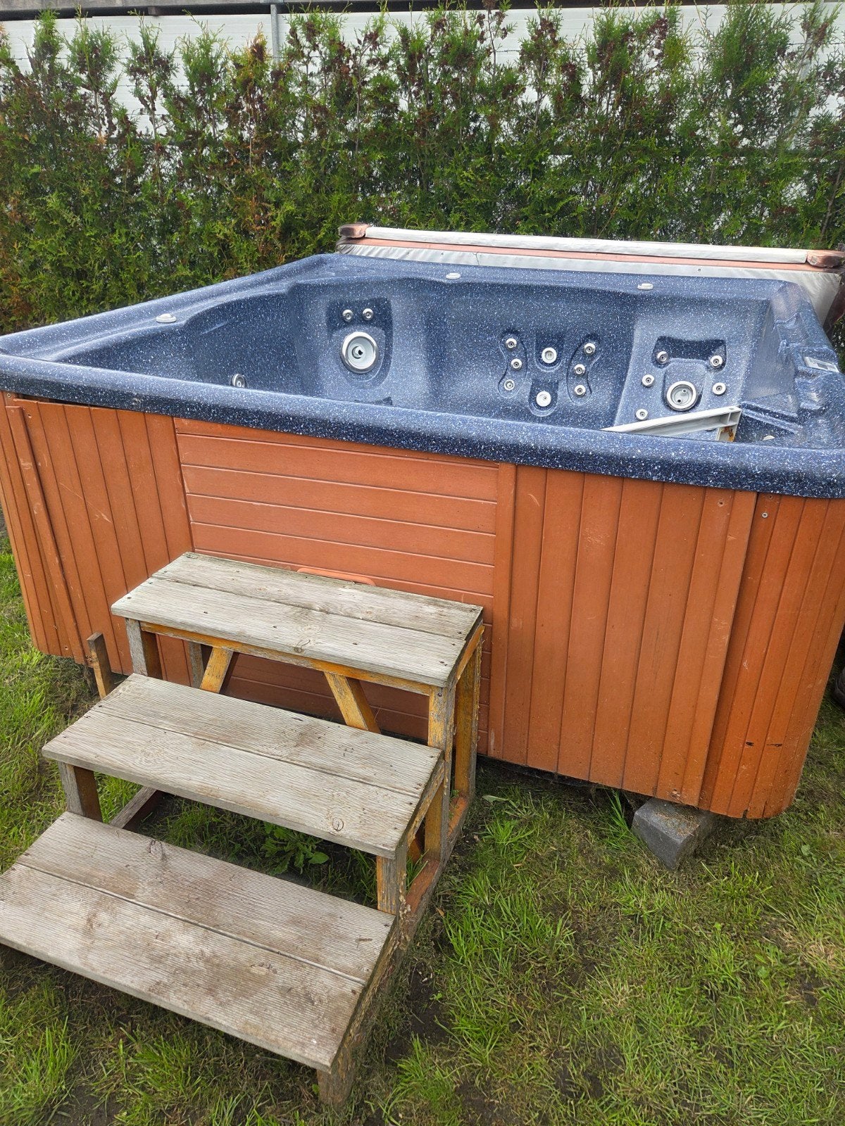 mooie 5 pers sunrise jacuzzi, Tuin en Terras, Ophalen of Verzenden, Gebruikt, Trap, Vast