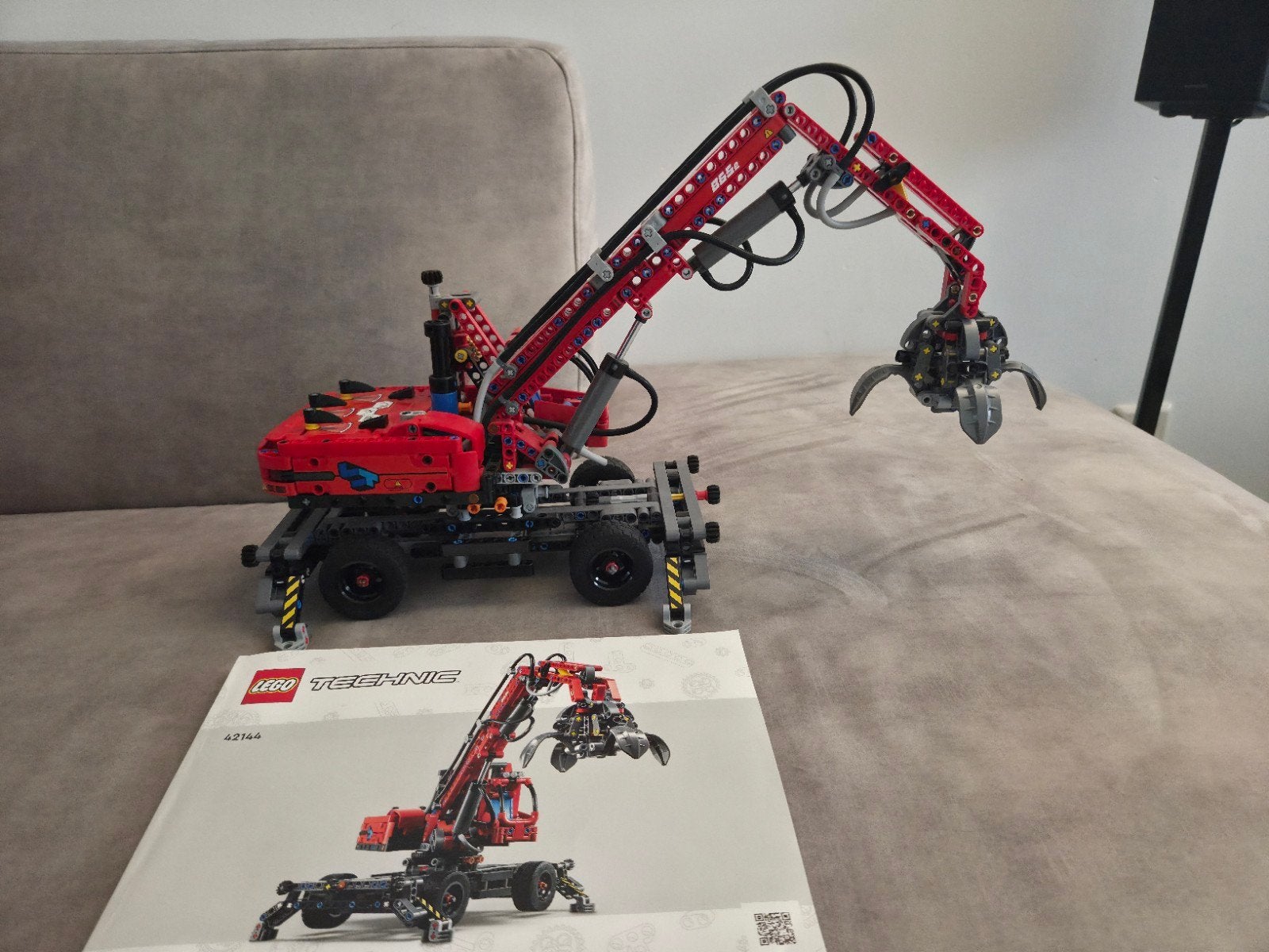 LEGO Technic 42144 overslagkraan, Ophalen of Verzenden, Zo goed als nieuw, Overige merken