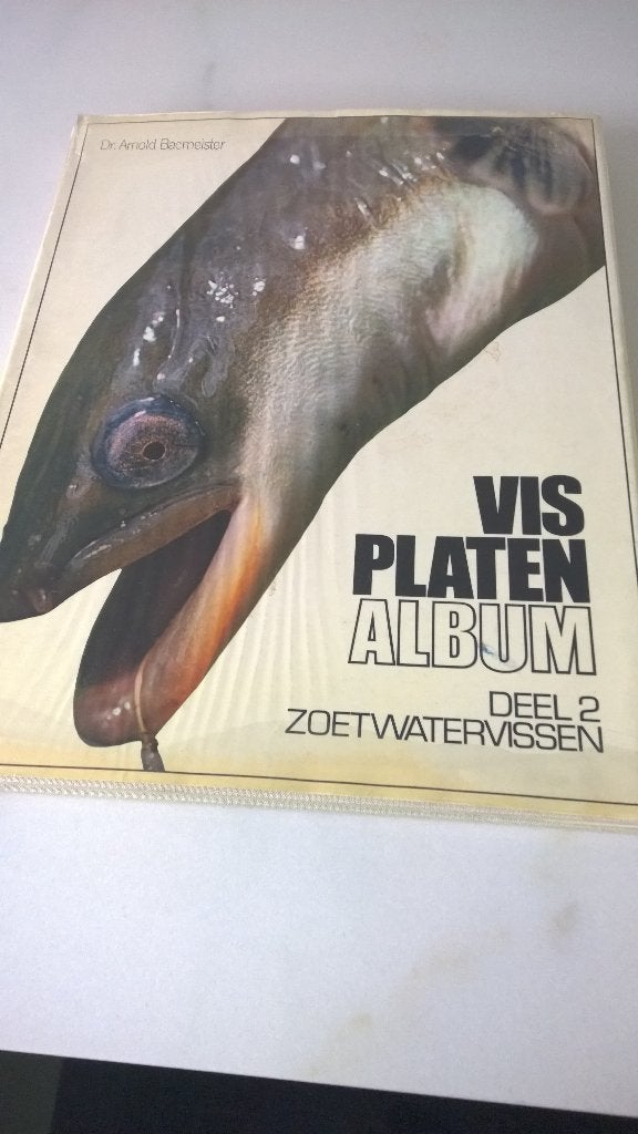 Zoetwater vissen - visplaten album 2, Ophalen of Verzenden, Zo goed als nieuw, Arnold bacmeister, Overige sporten