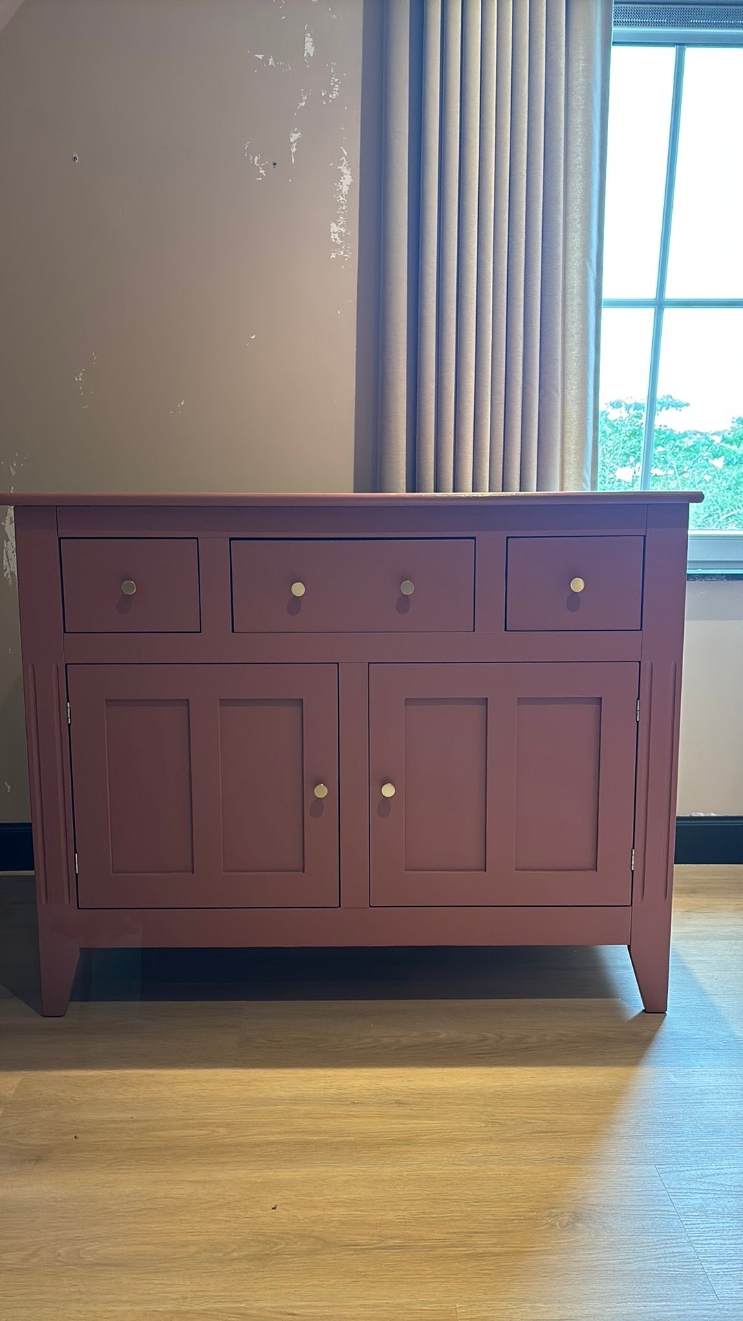 Foto 3 van Vintage commode + kledingkast met messing knoppen Uniques