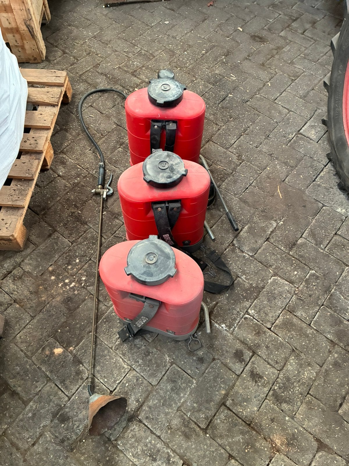 Rugspuiten birchmeier, Ophalen, Gebruikt, Handmatig