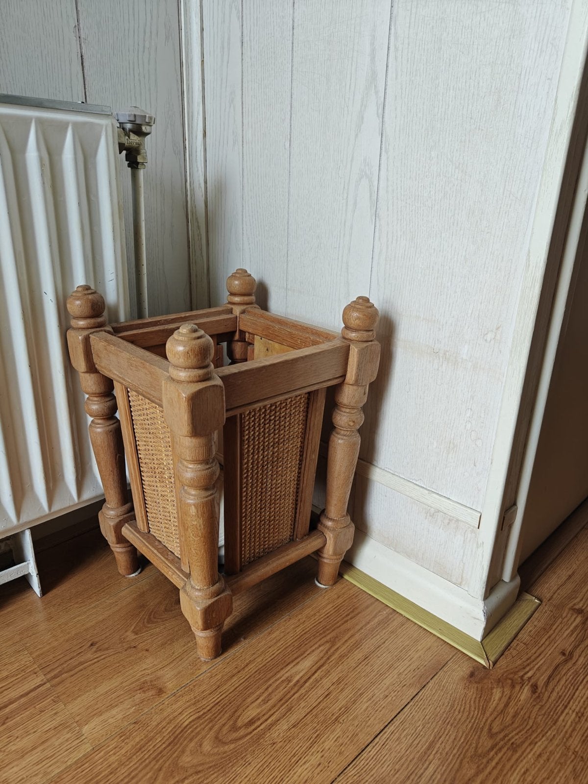 Vintage houten paraplubak, Huis en Inrichting, Ophalen, Gebruikt, Bruin, Vintage